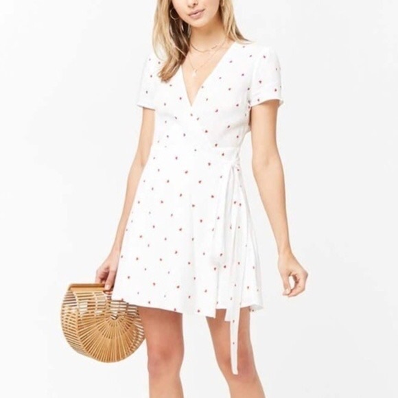 White Heart Wrap Dress - Picture 2 of 2